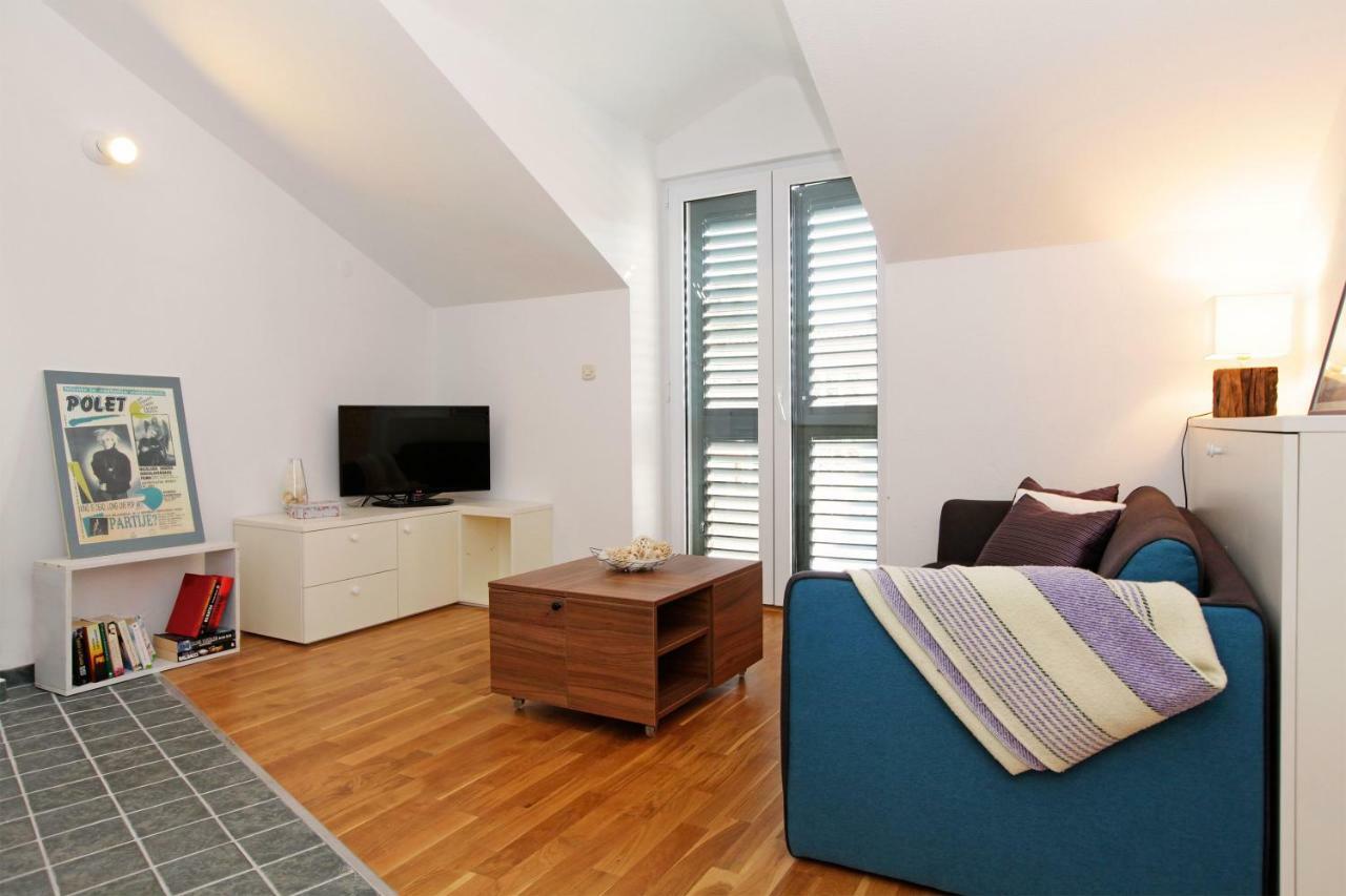 Superb Penthouse Luna Bol