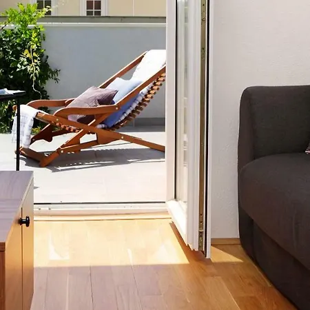 Superb Penthouse Luna Bol Exterior photo
